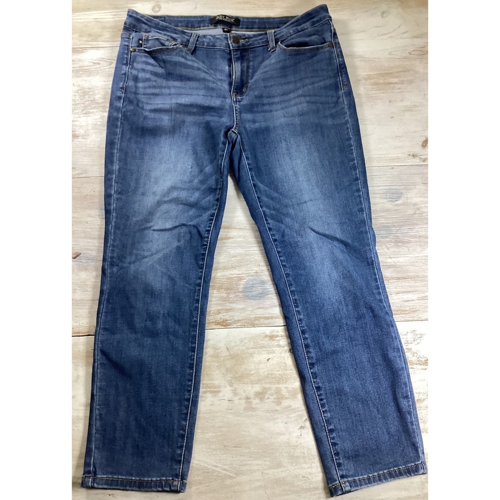 Judy Blue Los Angeles Women Jeans Size 32 Blue Wash Straight Leg Denim